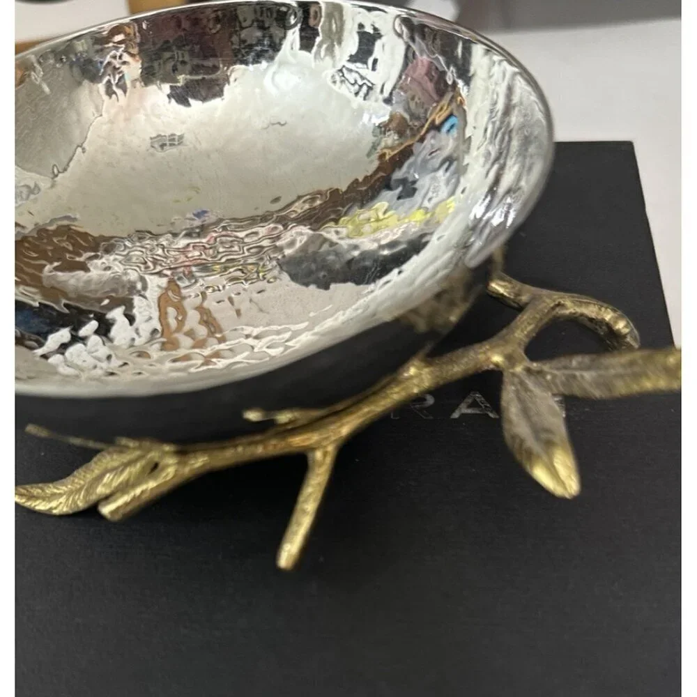 Michael Aram Small Hammered Silver Olive Branch Trinket Nut Bowl 4” Decor